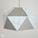 Lampa z tektury diy - biała oprawka